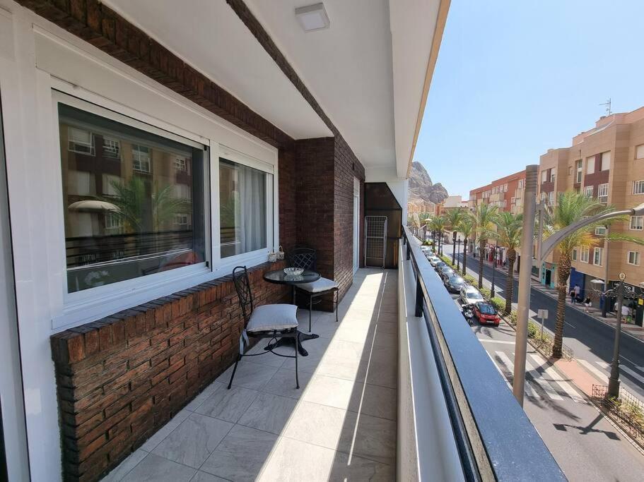 Aguadulce, Apto Santa Monica 2 Hab Con Terraza, Aire, Wifi, A 5 Min De La Playa Appartement *