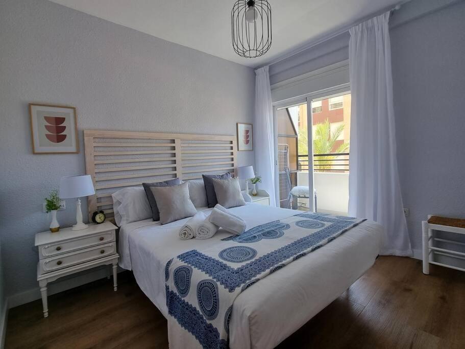 Apartamento Aguadulce, Apto Santa Monica 2 Hab Con Terraza, Aire, Wifi, A 5 Min De La Playa *
