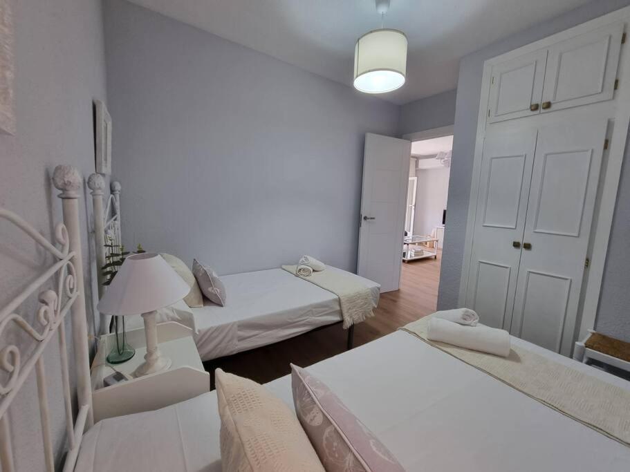 Apartament Aguadulce, Apto Santa Monica 2 Hab Con Terraza, Aire, Wifi, A 5 Min De La Playa Aguadulce (Almeria)