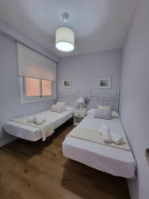 Aguadulce, Apto Santa Monica 2 Hab Con Terraza, Aire, Wifi, A 5 Min De La Playa
